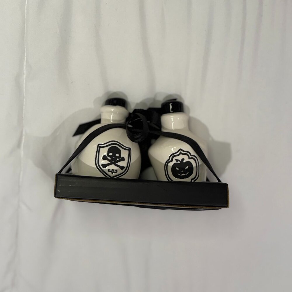 Rae Dunn Salt and Pepper Shaker Set